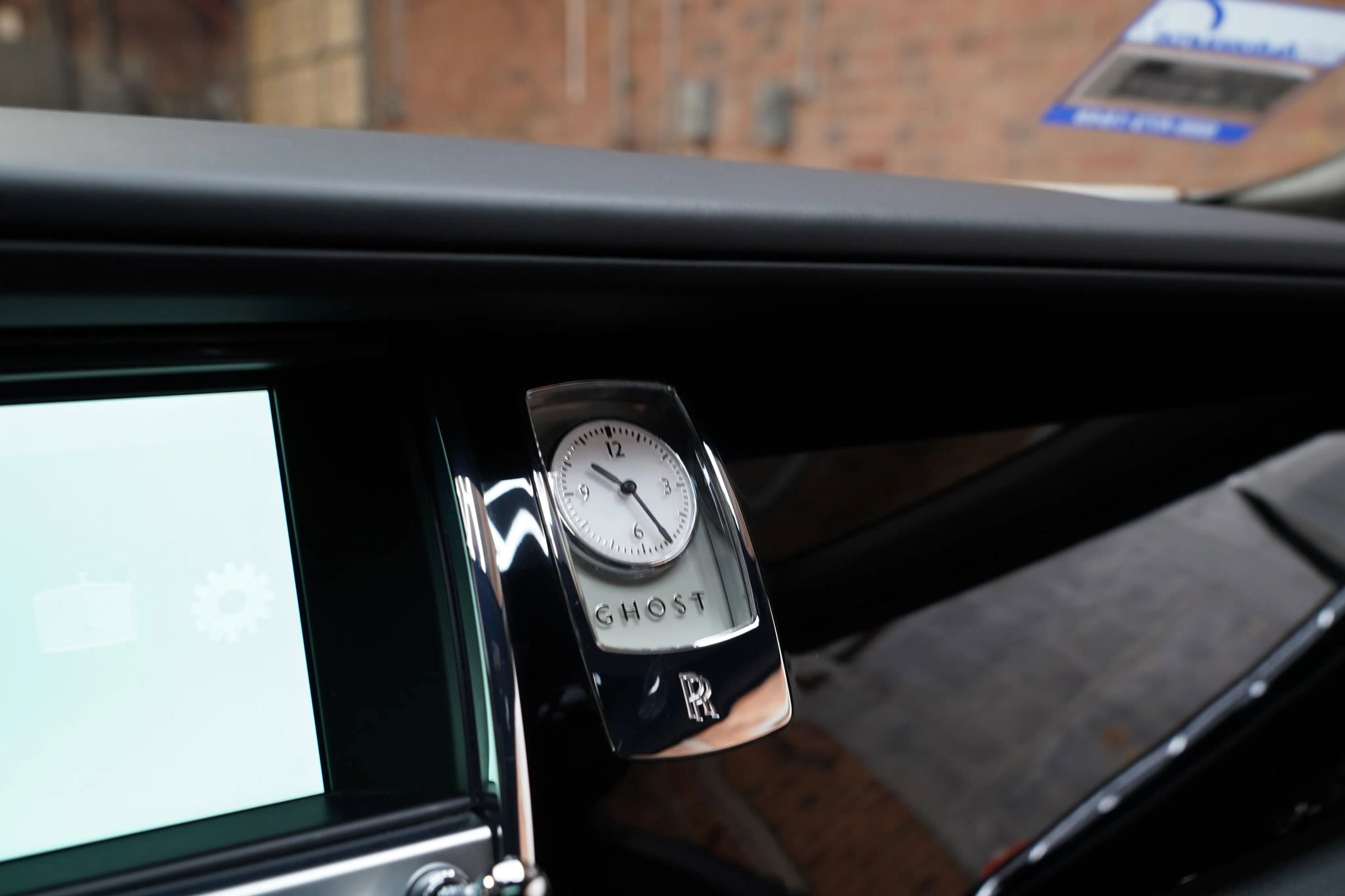 Used 2015 Rolls-Royce Ghost image 61