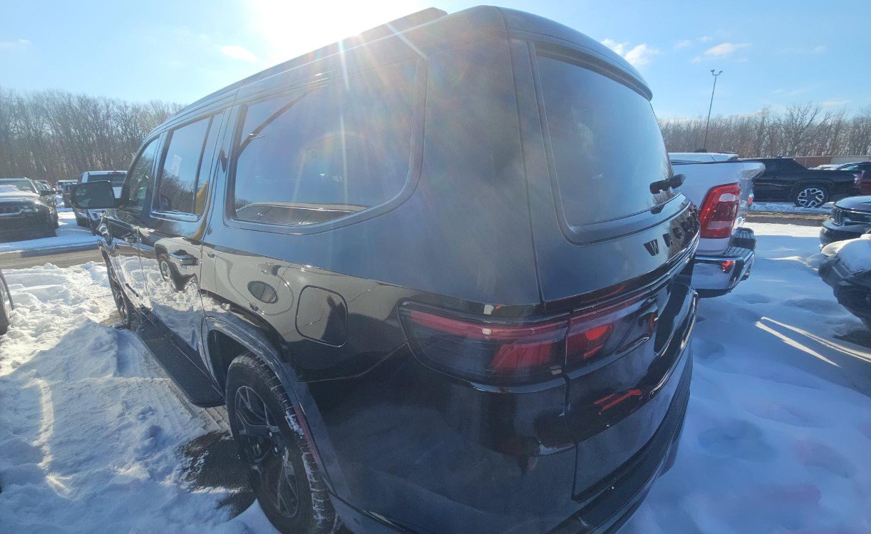 Used 2024 Jeep Wagoneer Series II w/ Convenience Group I image 6