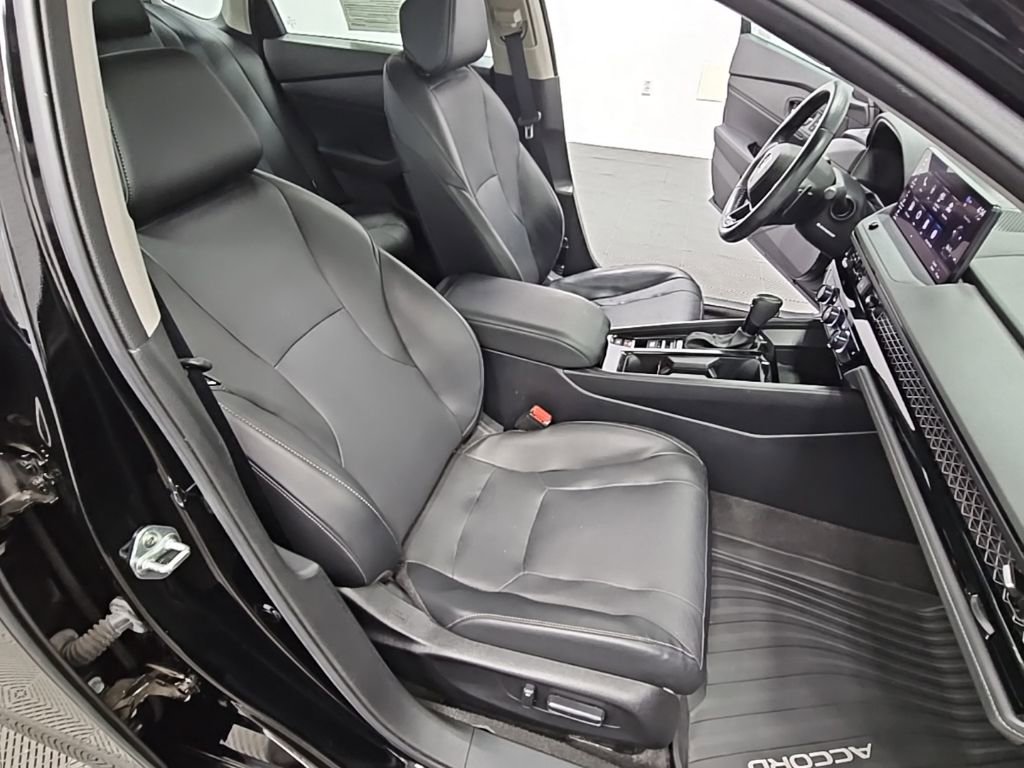 Used 2023 Honda Accord EX-L image 39