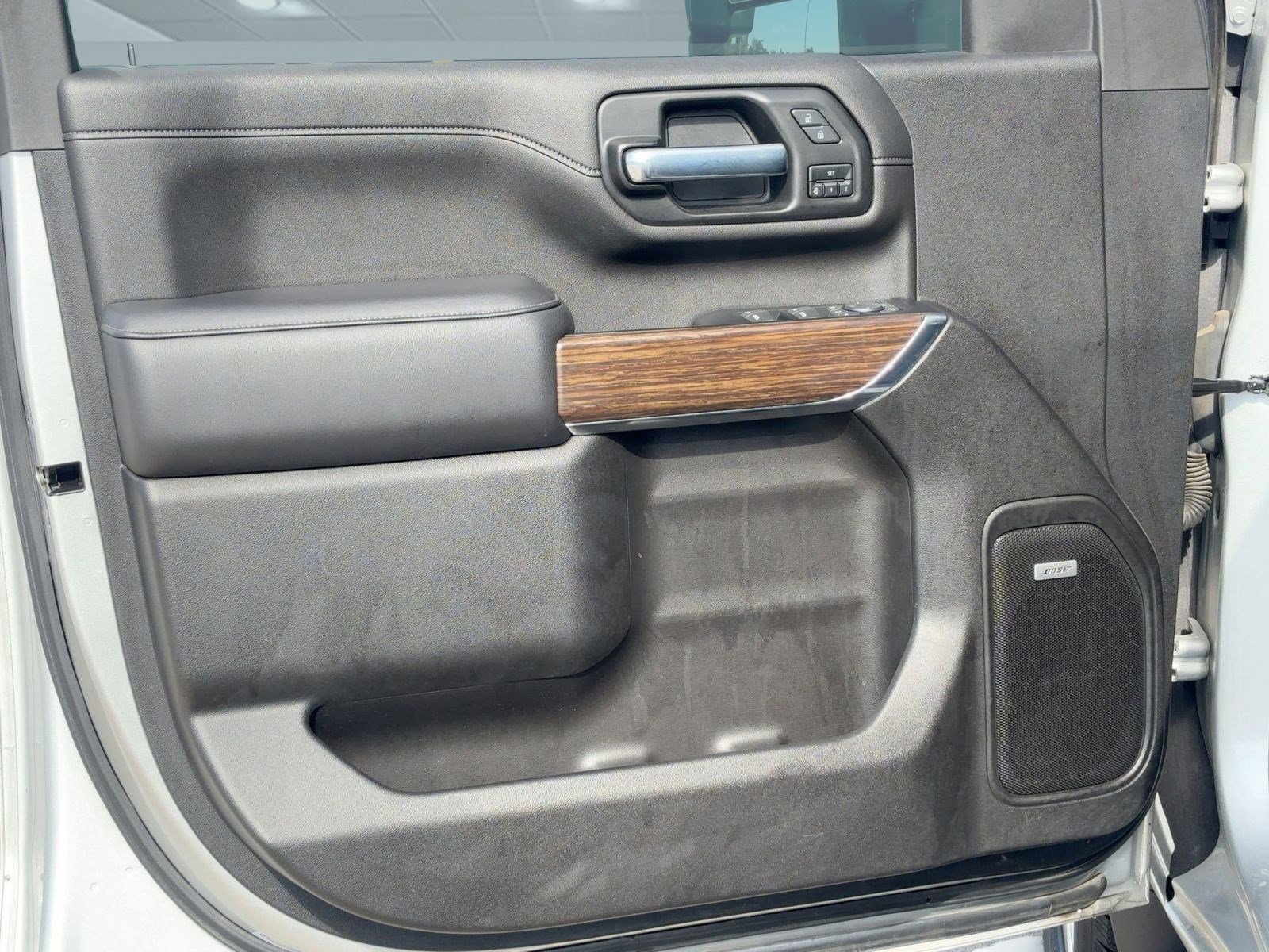 Used 2022 Chevrolet Silverado 2500 High Country w/ Z71 Off-Road Package image 21