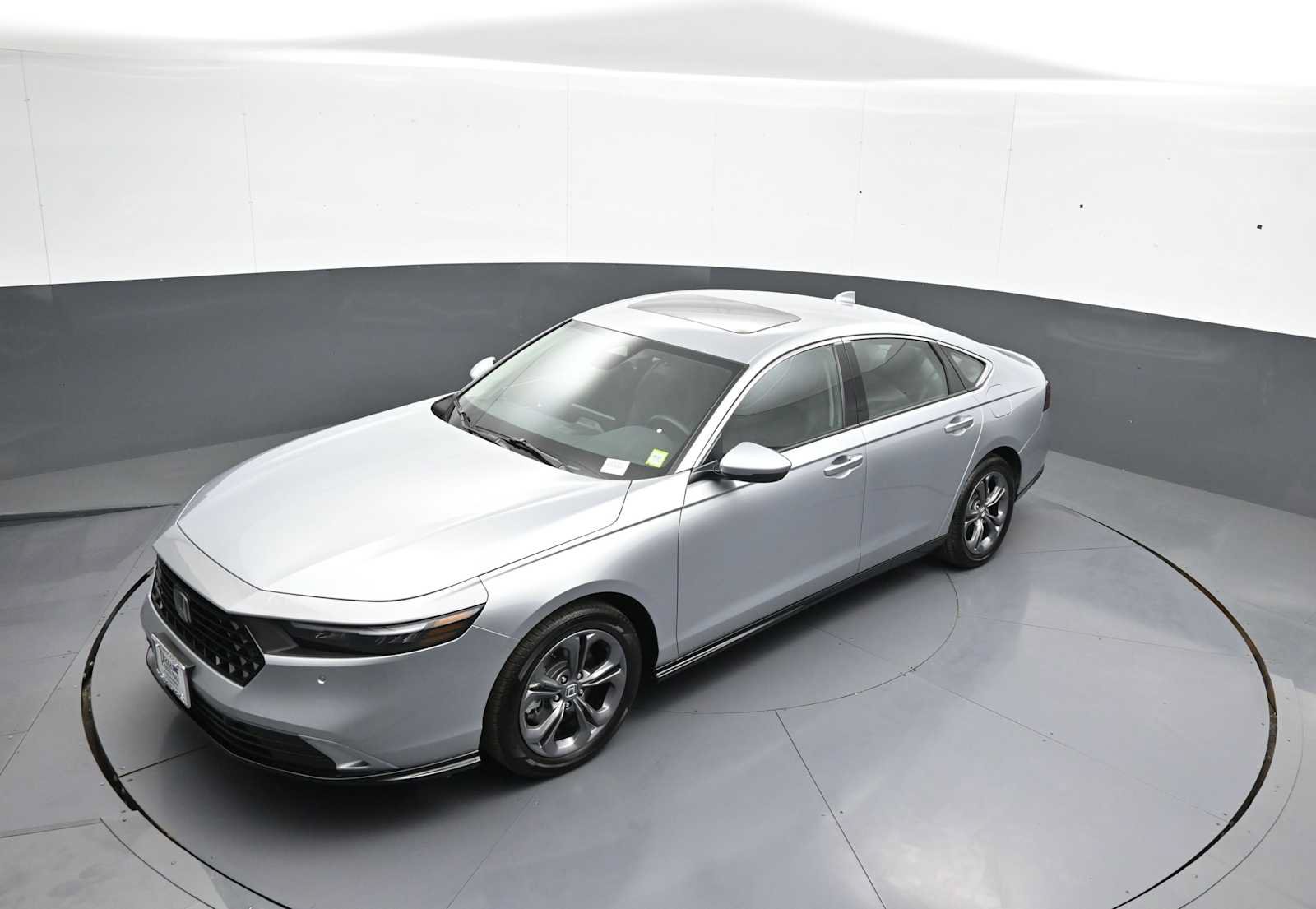 Used 2025 Honda Accord EX-L image 33