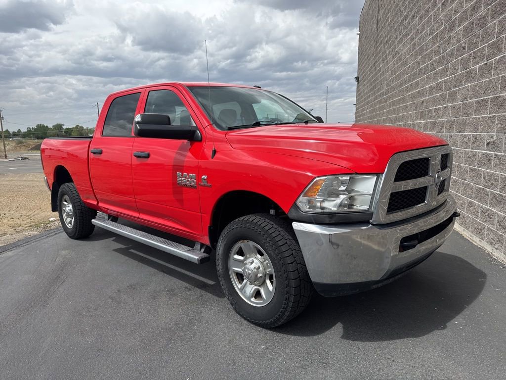 Used 2015 RAM 2500 Tradesman w/ Chrome Appearance Group AWD/4WD image 3