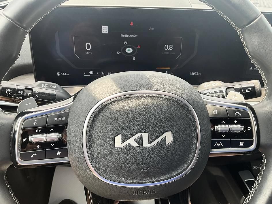 Used 2025 Kia Sorento SX Prestige AWD/4WD image 20