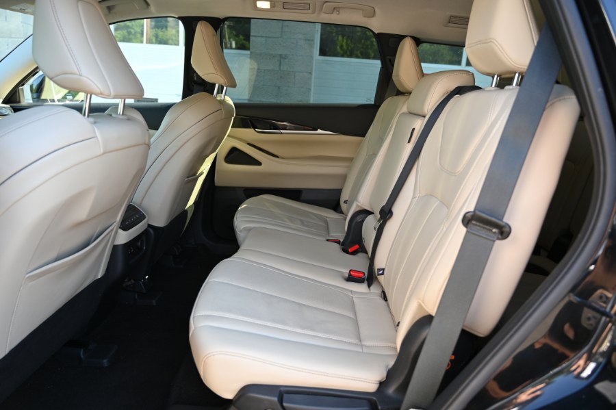 Used 2023 INFINITI QX60 Pure AWD/4WD image 17
