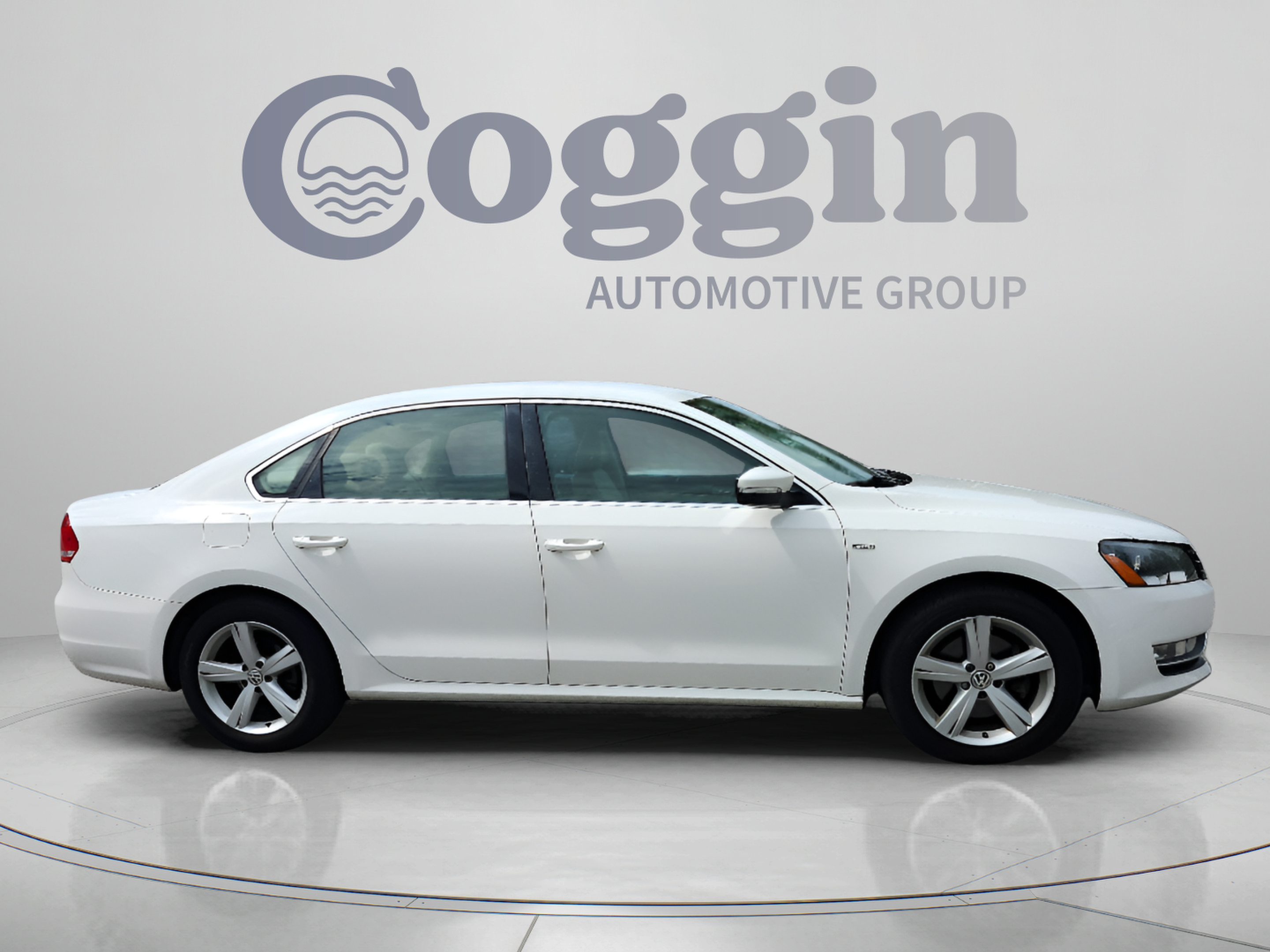 Used 2015 Volkswagen Passat 1.8T Limited Edition FWD image 5