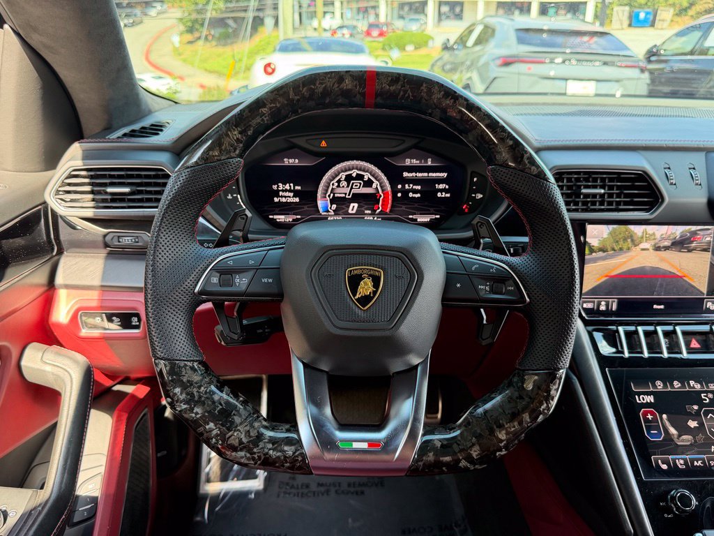 Used 2021 Lamborghini Urus AWD/4WD image 44