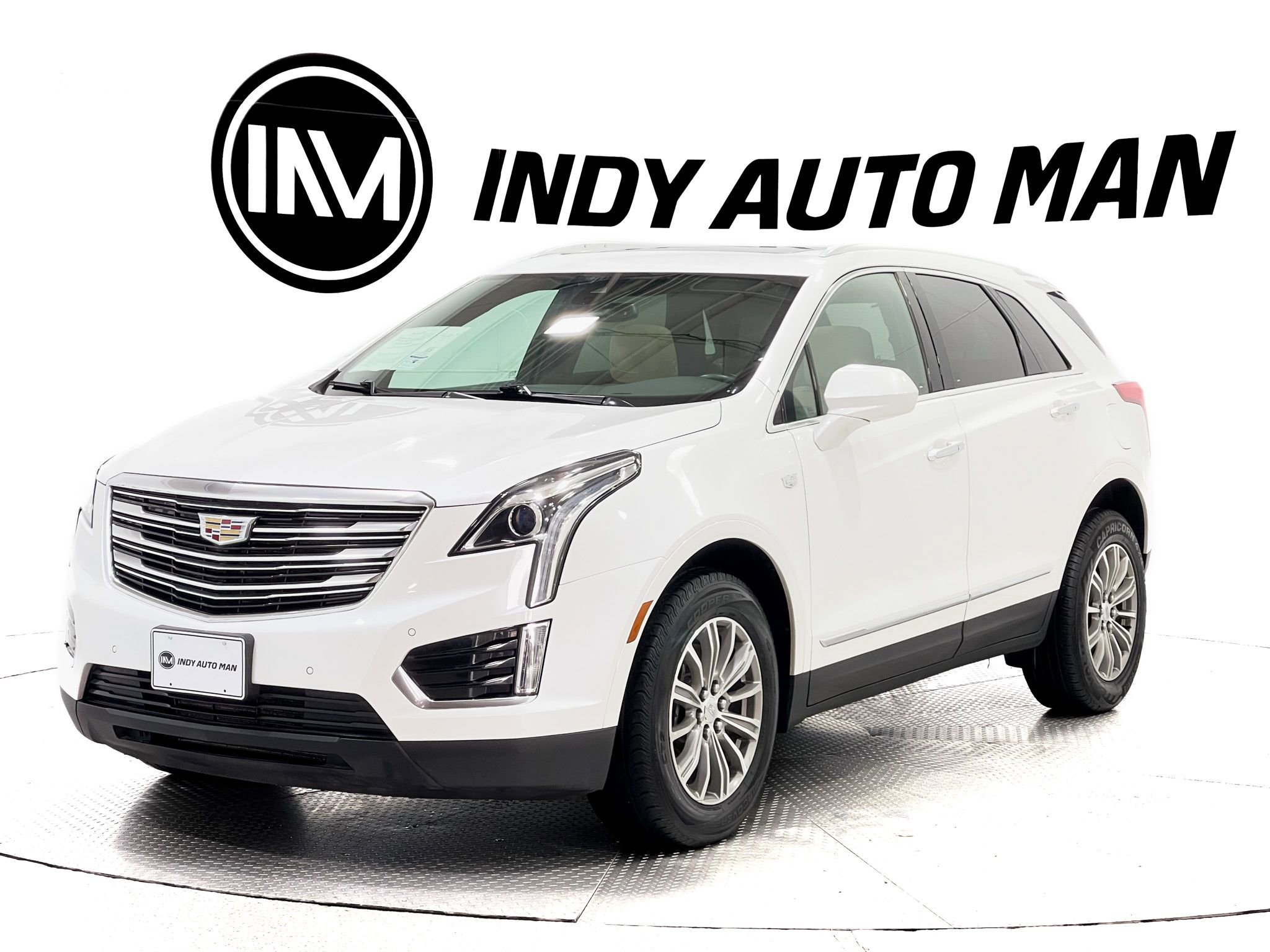 Used 2017 Cadillac XT5 Luxury w/ Driver Awareness Package image 8