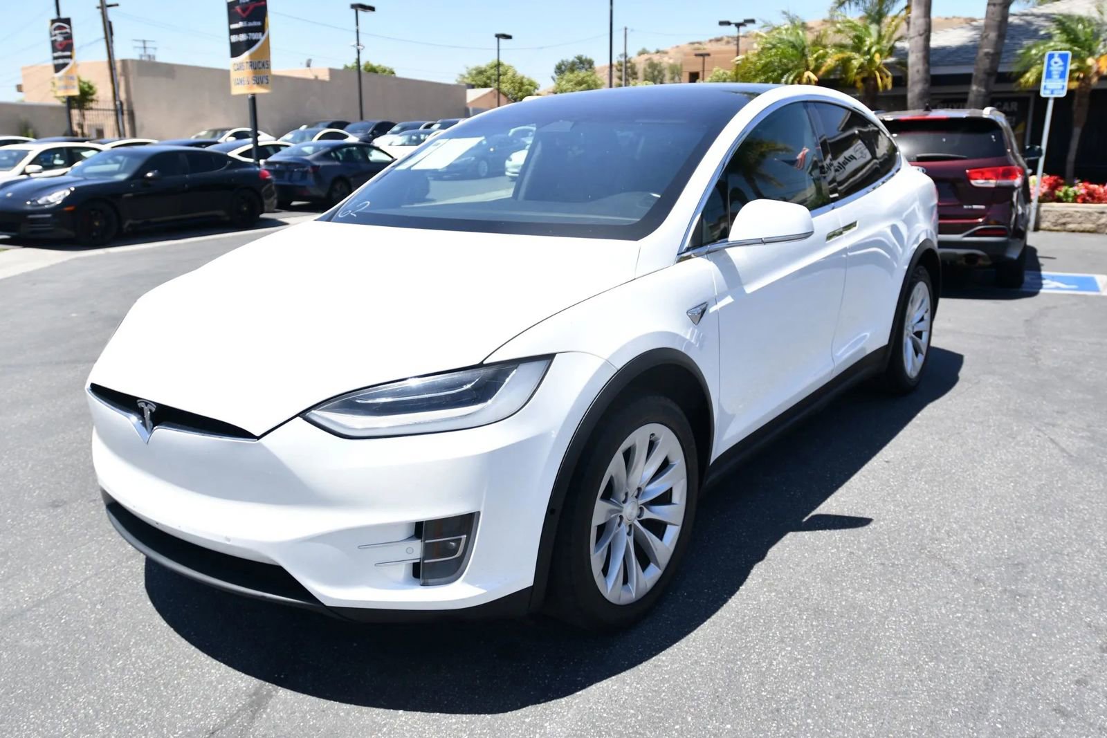 Used 2021 Tesla Model X Long Range AWD/4WD image 3