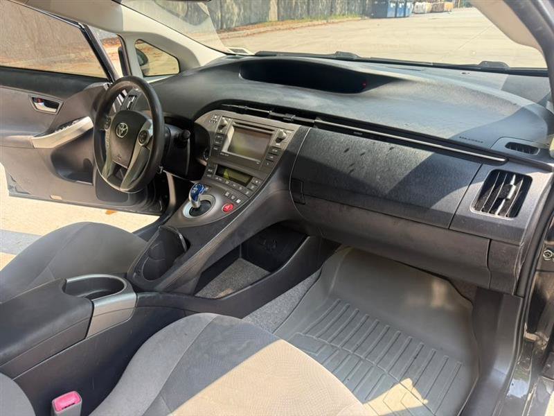 Used 2013 Toyota Prius Three FWD image 13
