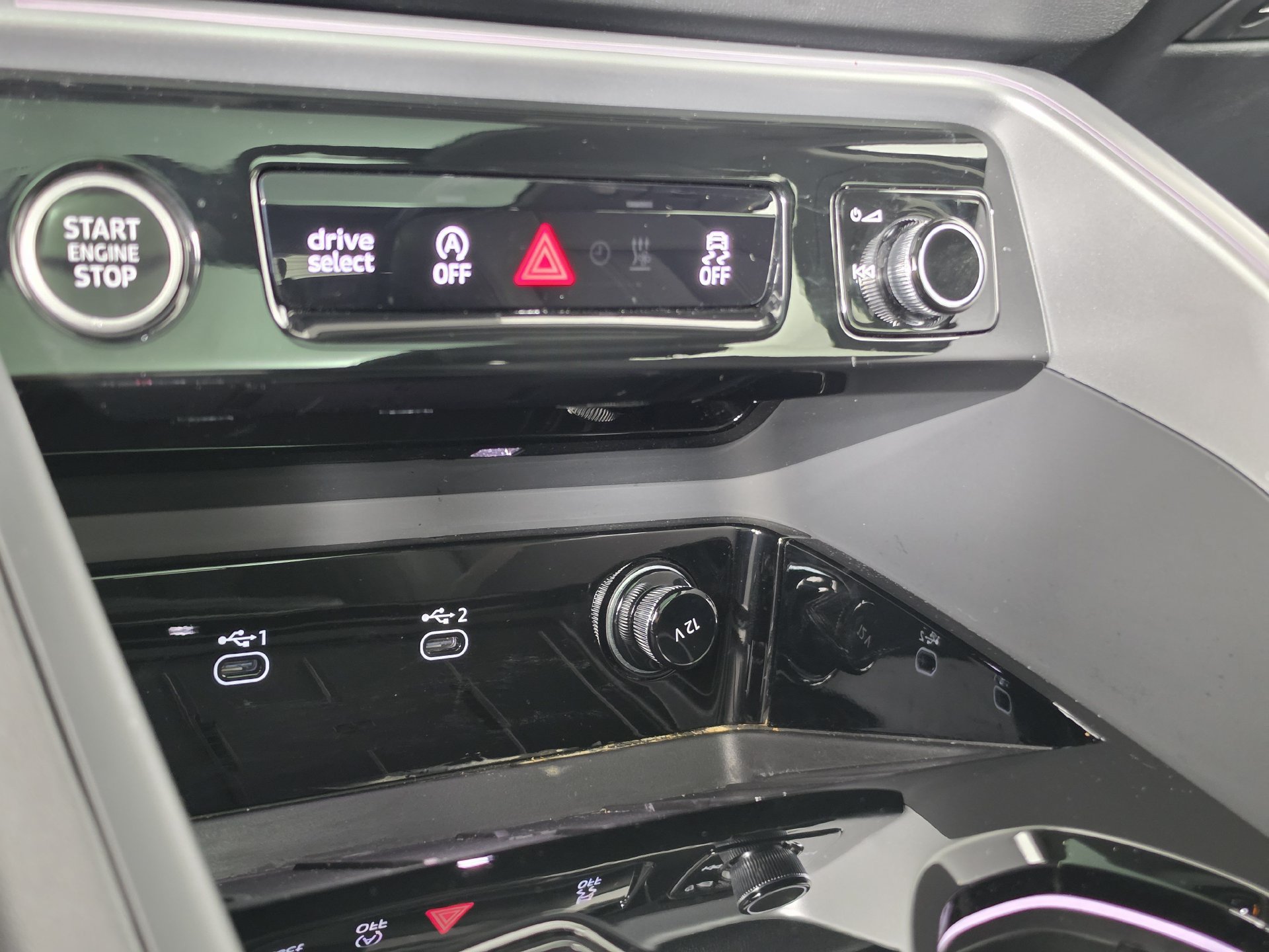 Certified 2025 Audi Q5 Premium w/ Convenience Package AWD/4WD image 16
