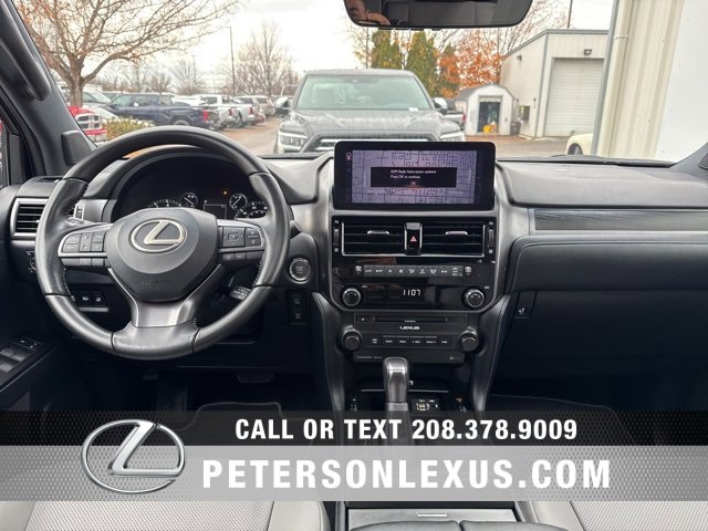 Used 2023 Lexus GX 460 image 15