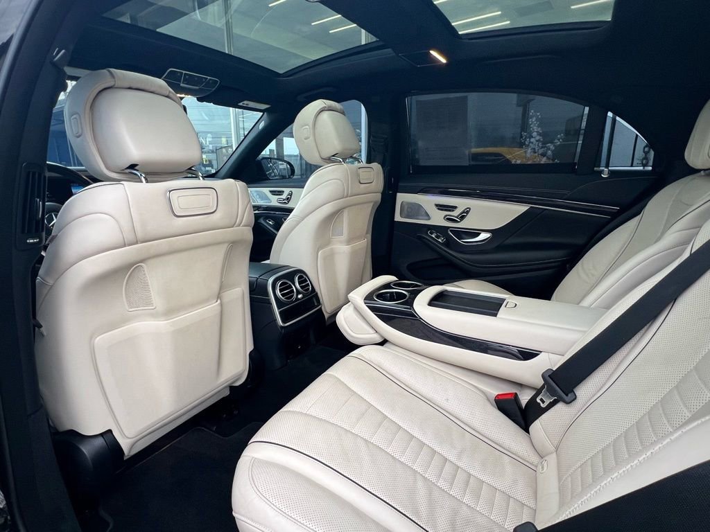 Used 2018 Mercedes-Benz S 560 Sedan image 18