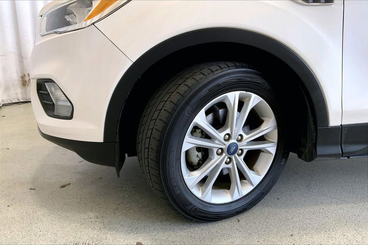 Used 2019 Ford Escape SE image 20