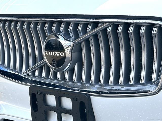 Used 2024 Volvo XC90 B6 Plus w/ Protection Package Premier image 4