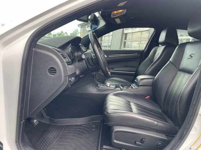 Used 2020 Chrysler 300 S AWD/4WD image 10