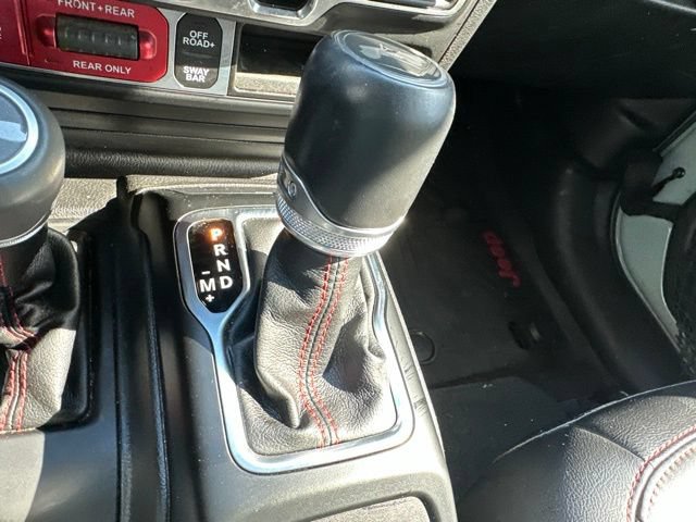 Used 2023 Jeep Wrangler Unlimited Rubicon w/ LED Lighting Group AWD/4WD image 34