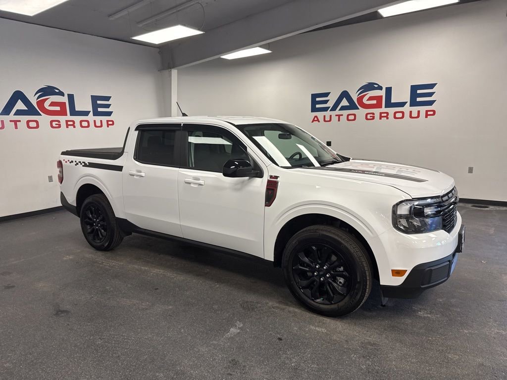 Used 2024 Ford Maverick Lariat w/ Black Appearance Package AWD/4WD image 1