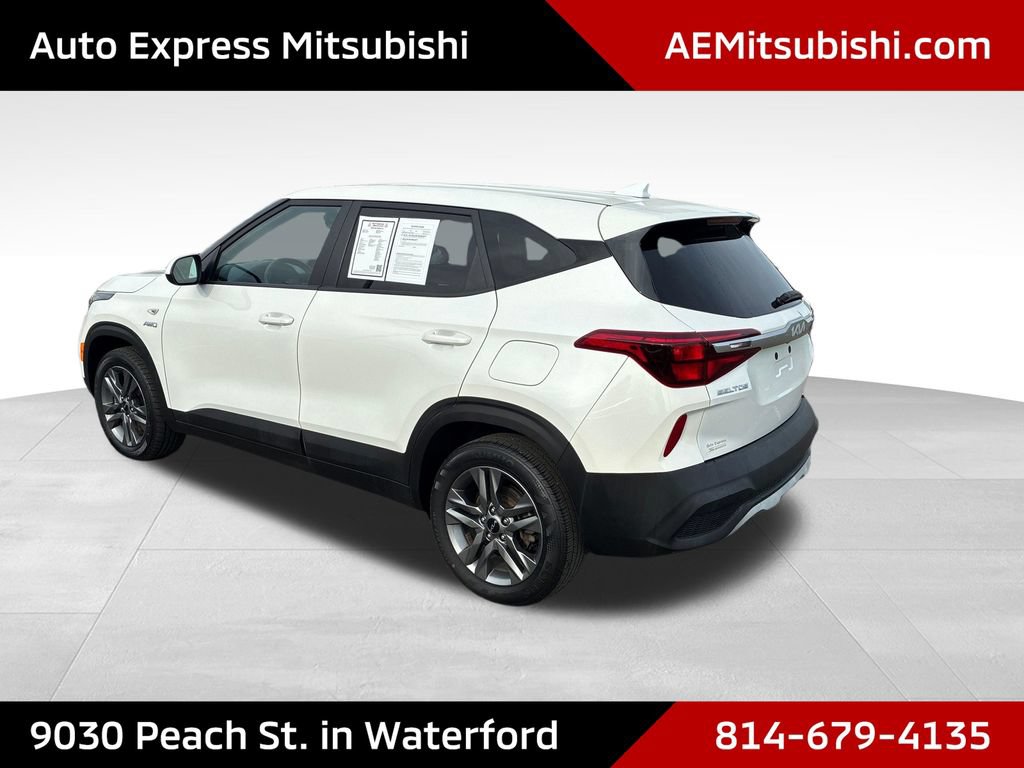 Used 2023 Kia Seltos LX AWD/4WD image 5