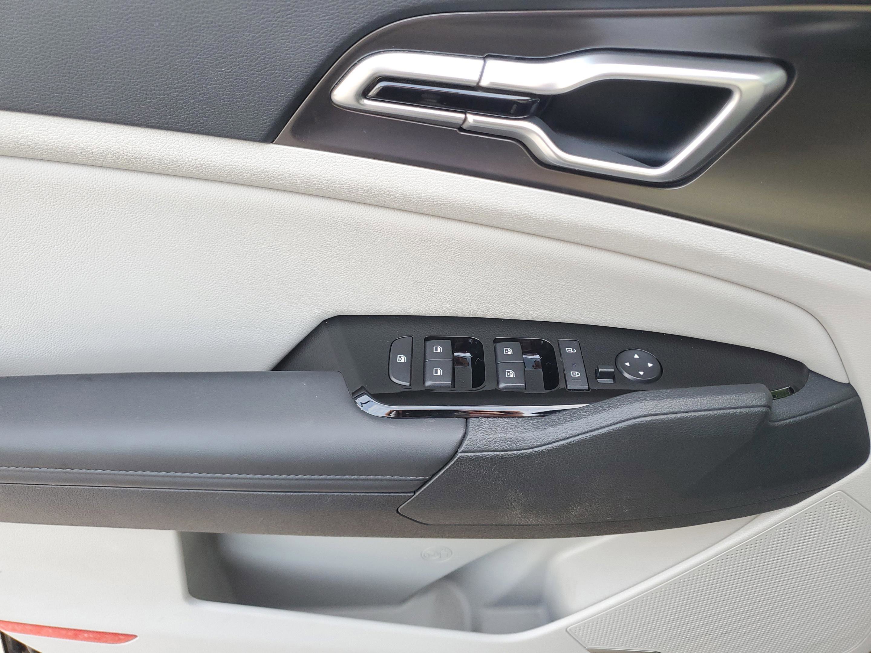 Certified 2024 Kia Sportage EX FWD image 14