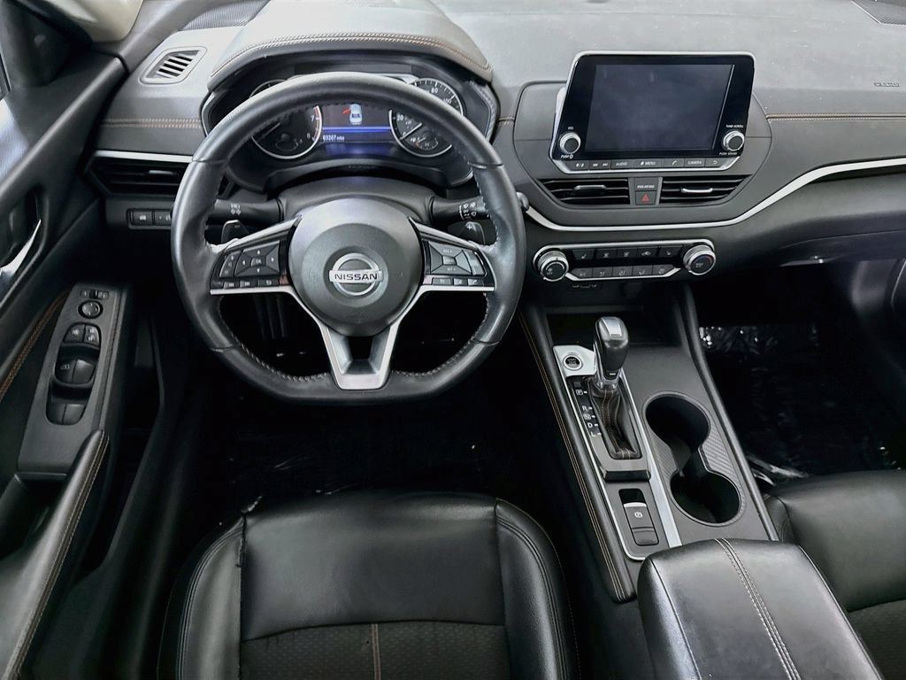 Used 2020 Nissan Altima 2.5 SR w/ Premium Package AWD/4WD image 3