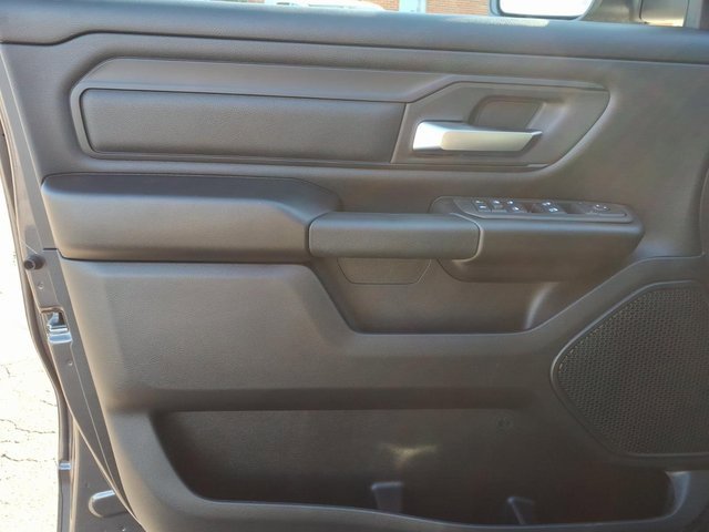 New 2026 RAM 1500 Express image 8