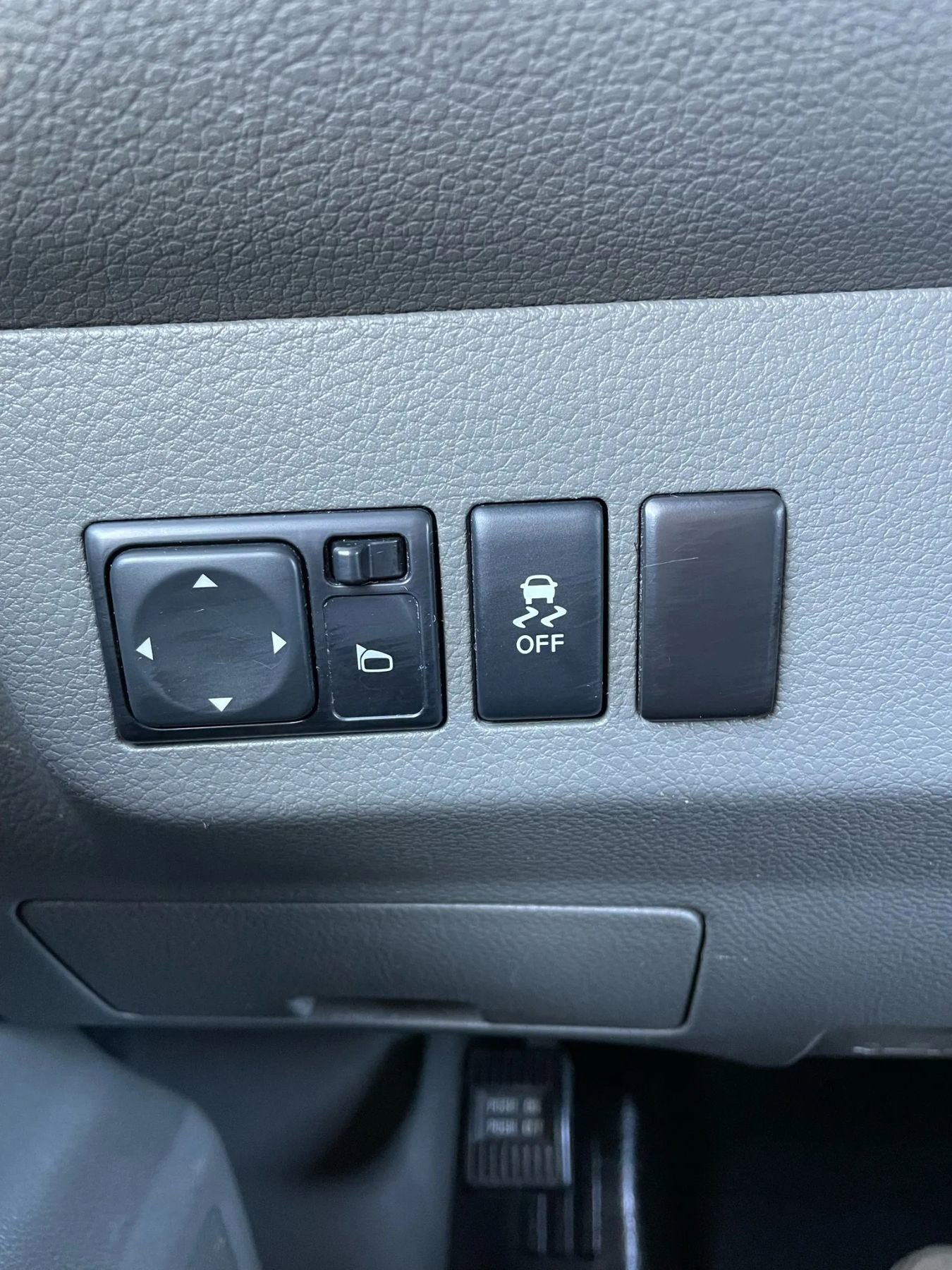 Used 2018 Nissan NV 1500 SV image 14