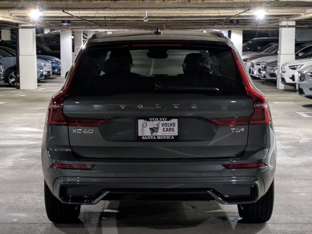 New 2026 Volvo XC60 T8 Core w/ Climate Package AWD/4WD image 4