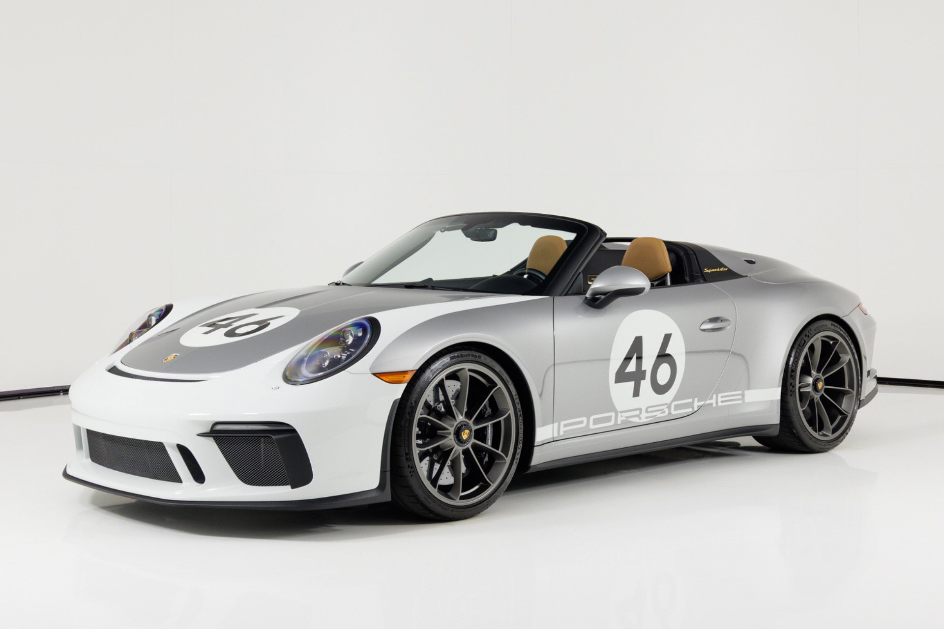 Used 2019 Porsche 911 Speedster RWD image 8