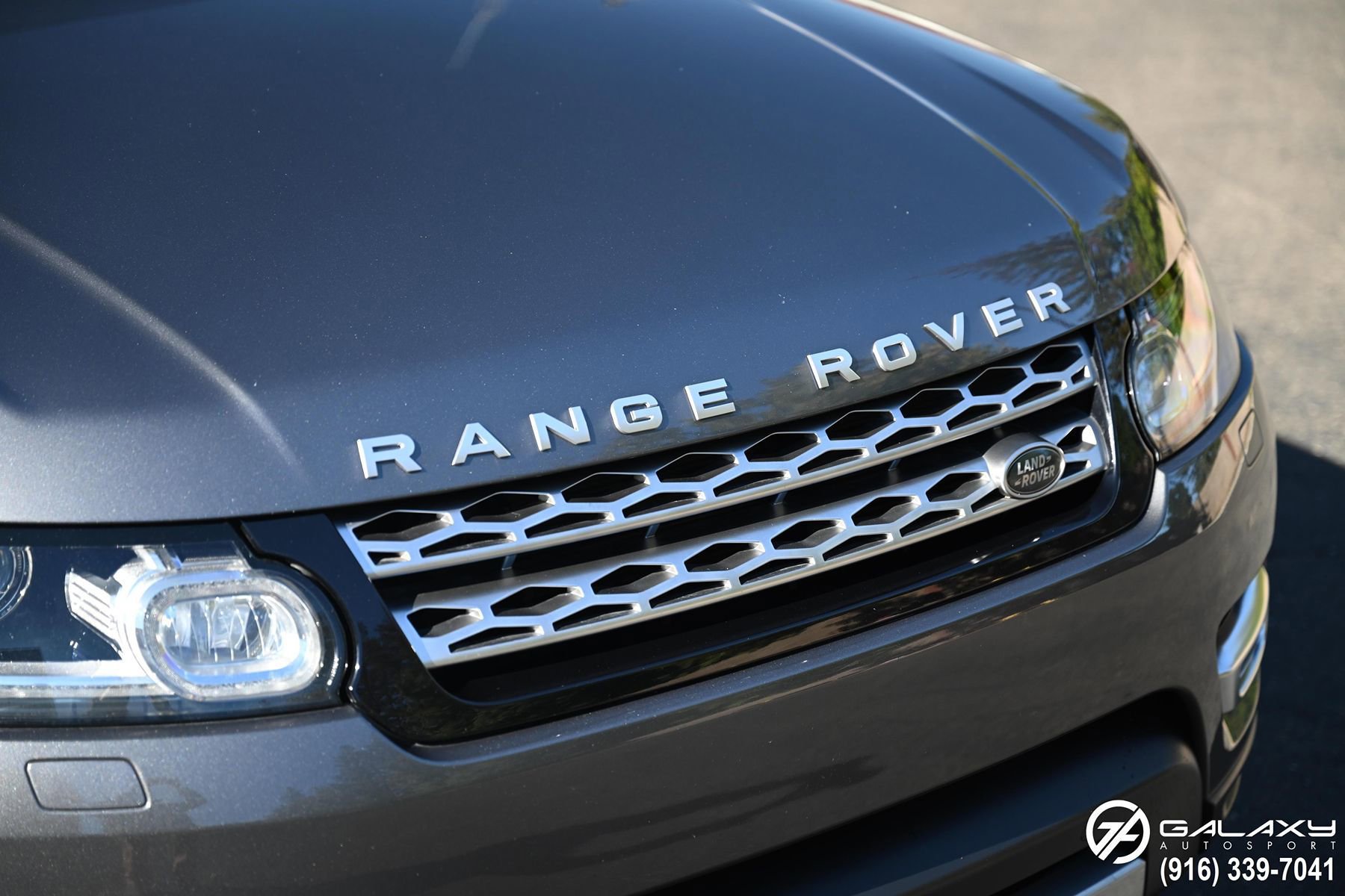 Used 2017 Land Rover Range Rover Sport HSE AWD/4WD image 9