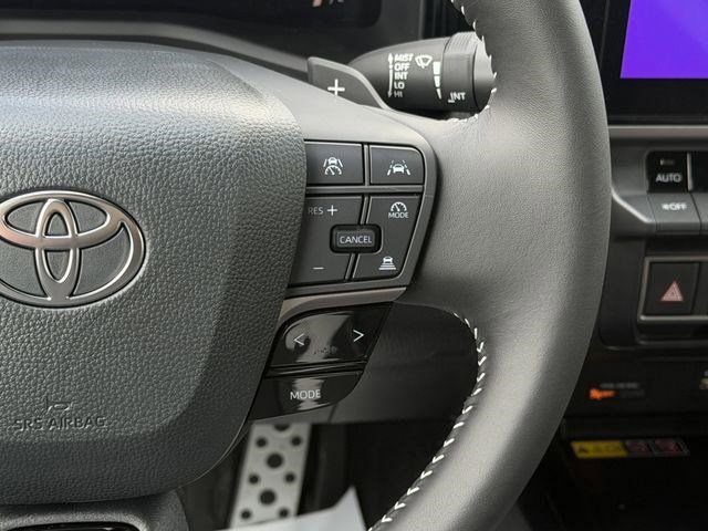 New 2026 Toyota Camry SE image 10