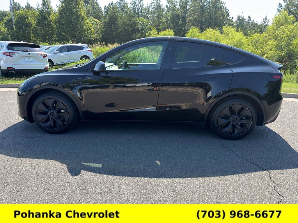 Used 2025 Tesla Model Y Long Range RWD image 4