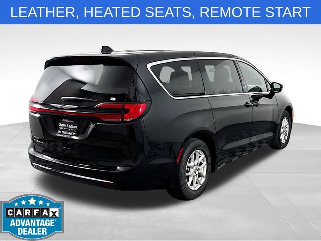 Used 2025 Chrysler Pacifica Select FWD image 7