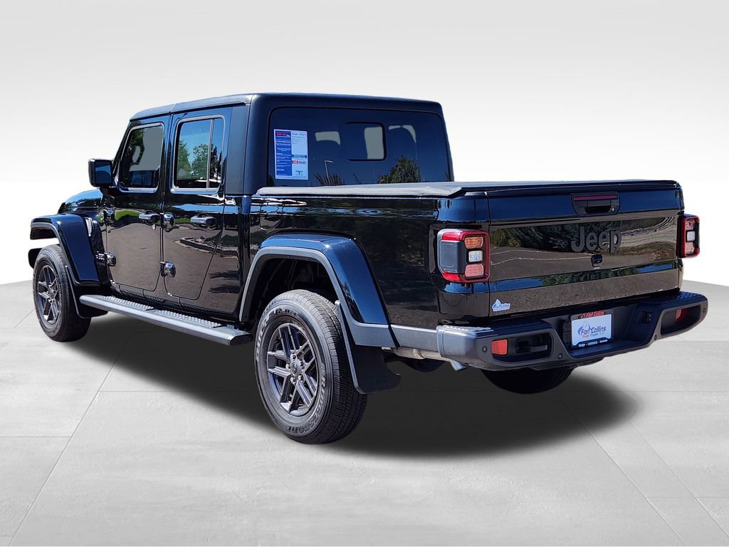 Used 2024 Jeep Gladiator Sport w/ Dual Top Group image 3