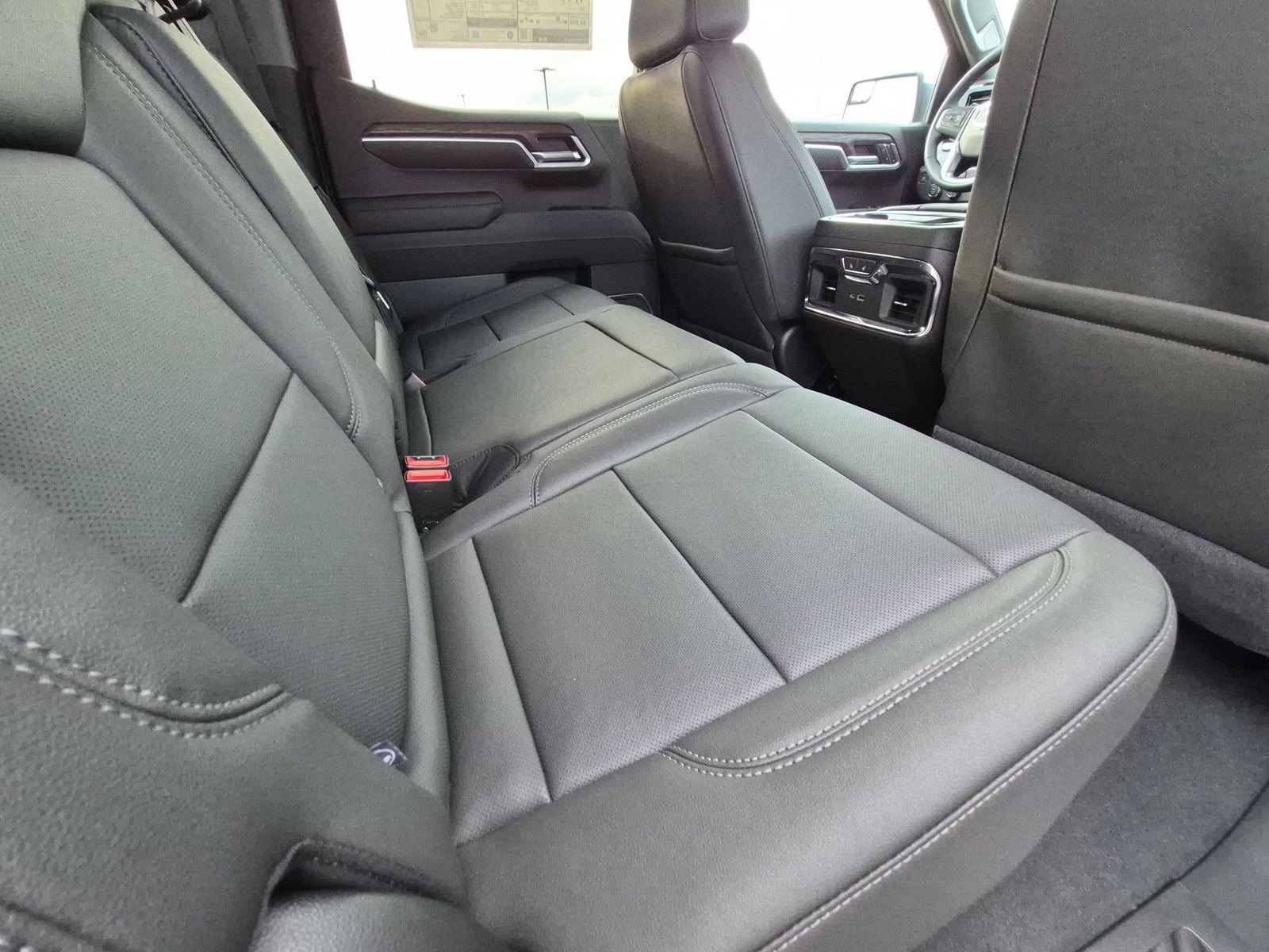 New 2026 GMC Sierra 1500 SLT w/ SLT Premium Package AWD/4WD image 30