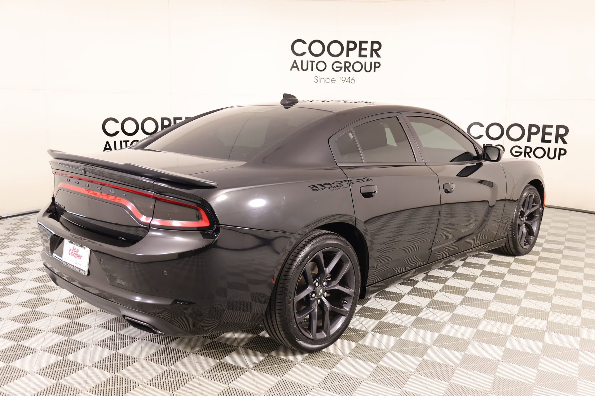Used 2023 Dodge Charger SXT w/ Blacktop Package RWD image 19