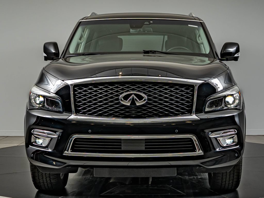 Used 2017 INFINITI QX80 4WD w/ Driver Assistance Package image 2