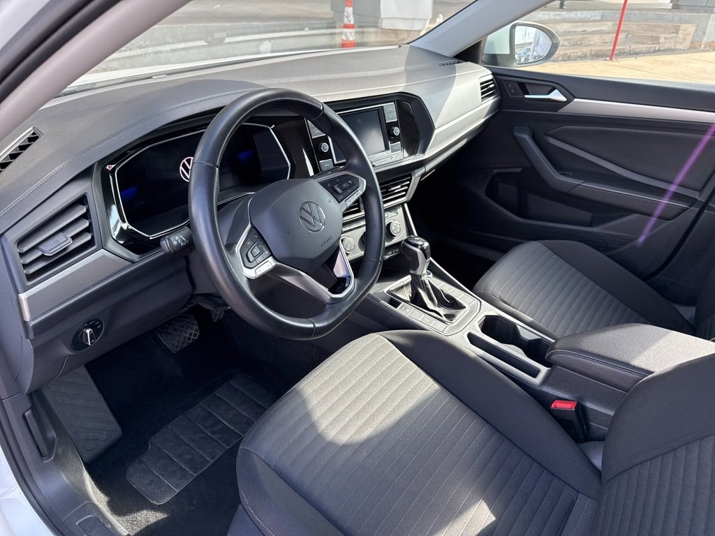 Used 2024 Volkswagen Jetta S image 5
