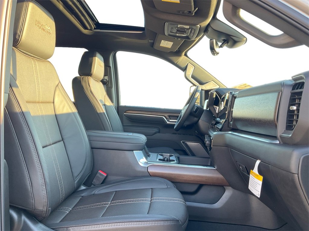 New 2025 Chevrolet Silverado 2500 High Country w/ Technology Package image 25