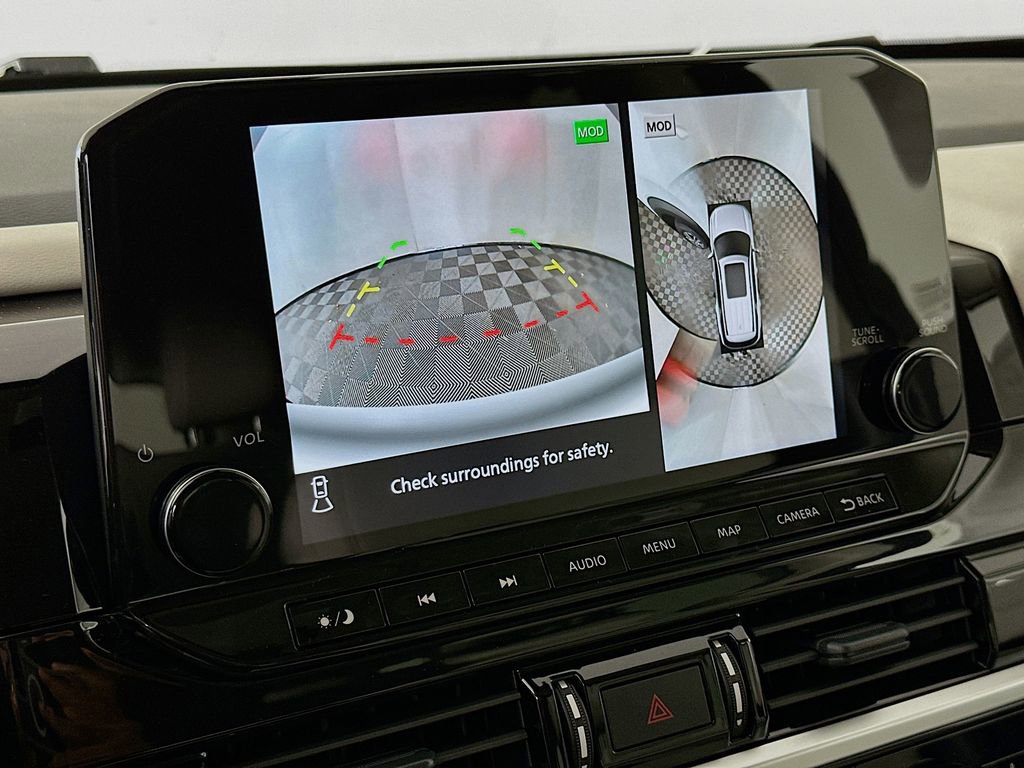 New 2025 Nissan Pathfinder SL w/ Black Appearance Package image 19