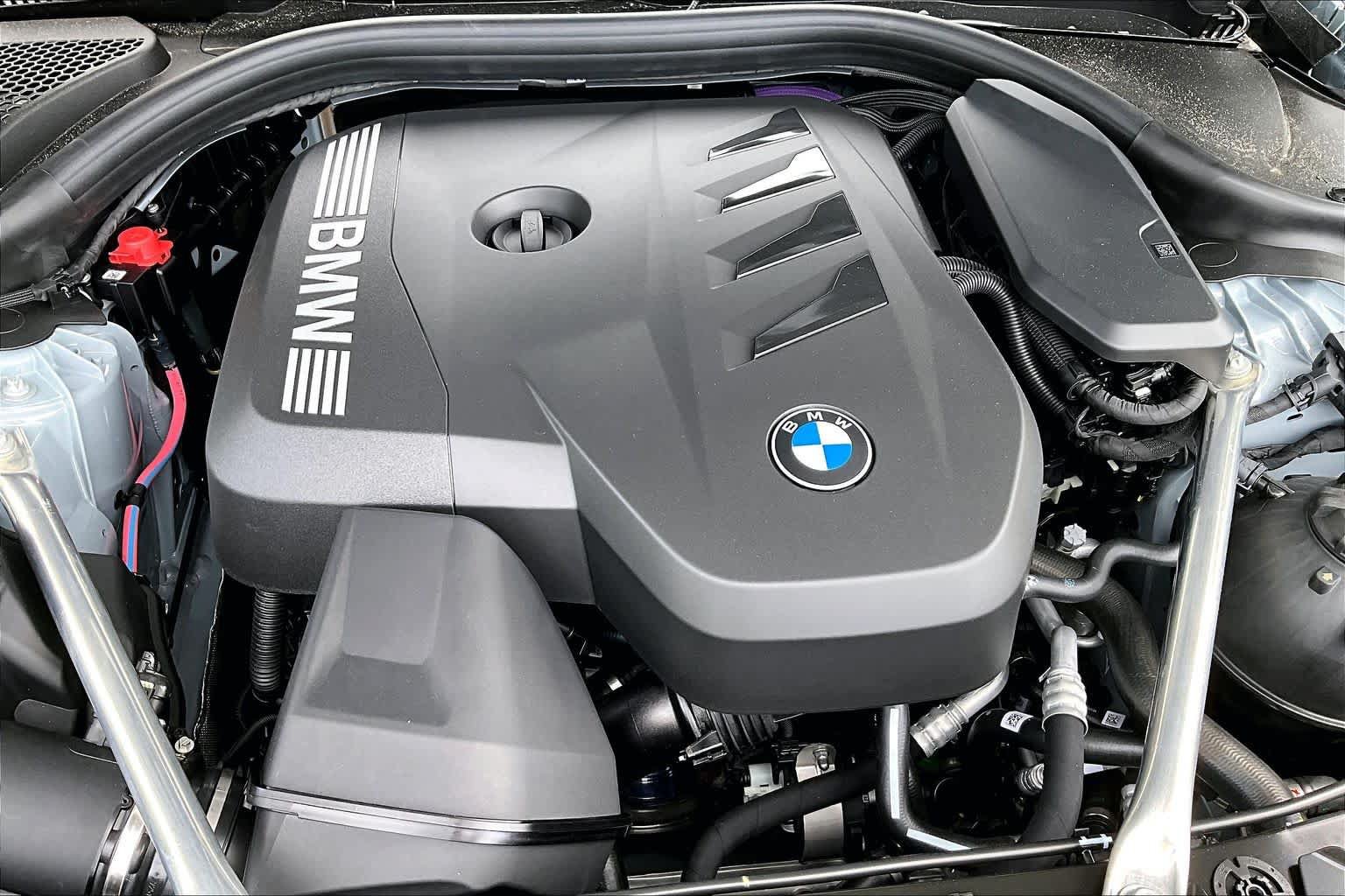 New 2026 BMW 530i xDrive w/ M Sport Package AWD/4WD image 17