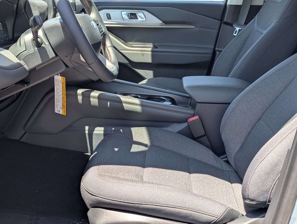 New 2026 Ford Explorer Active AWD/4WD image 6