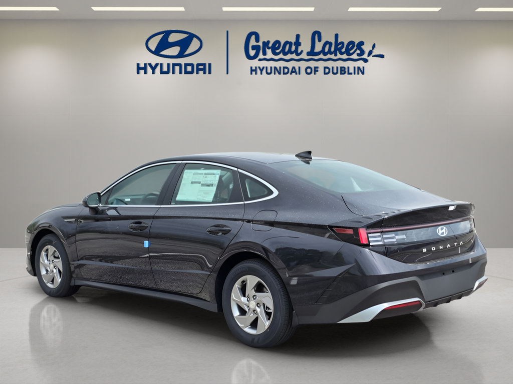 New 2026 Hyundai Sonata SE FWD image 3