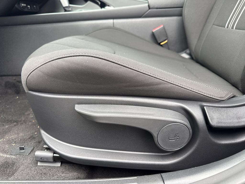 Used 2026 Hyundai Elantra SEL Sport Premium FWD image 18