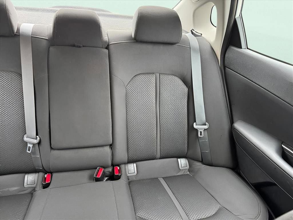 Used 2016 Kia Optima LX w/ Technology Package image 19