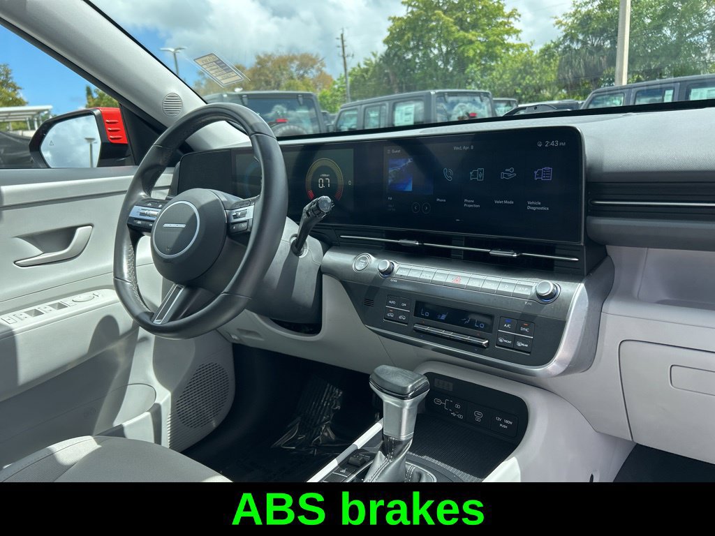 Used 2024 Hyundai Kona SEL AWD/4WD image 25