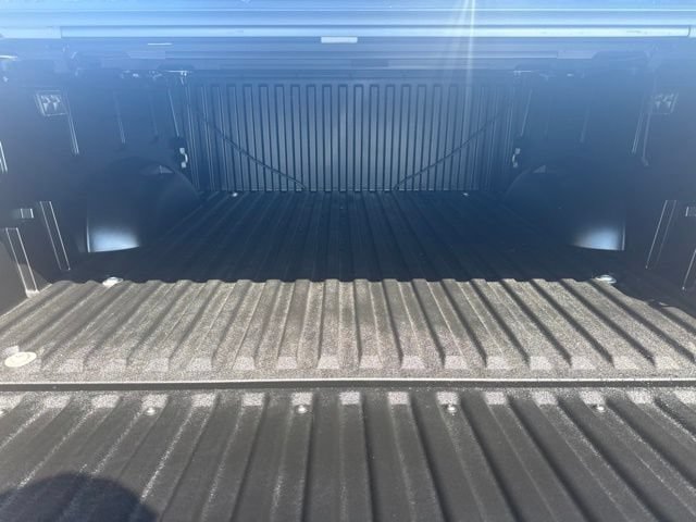 New 2026 Toyota Tundra Limited AWD/4WD image 8