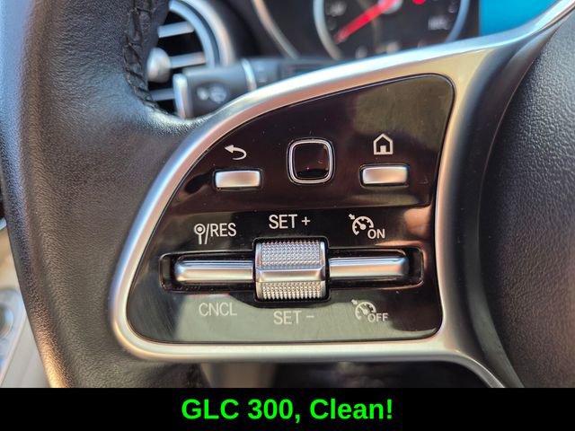 Used 2020 Mercedes-Benz GLC 300 image 27