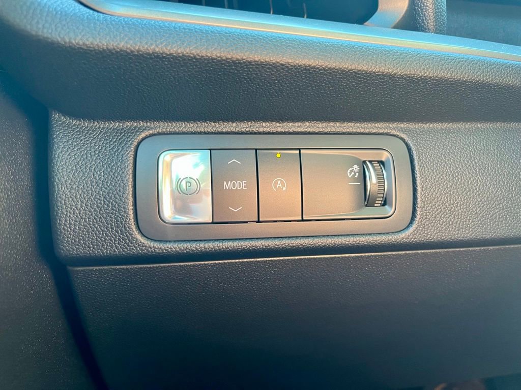 New 2025 Chevrolet Traverse LT w/ Driver Confidence Package image 20