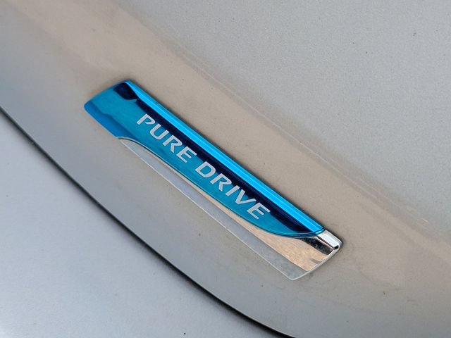 Used 2016 Nissan Versa Note FWD image 7