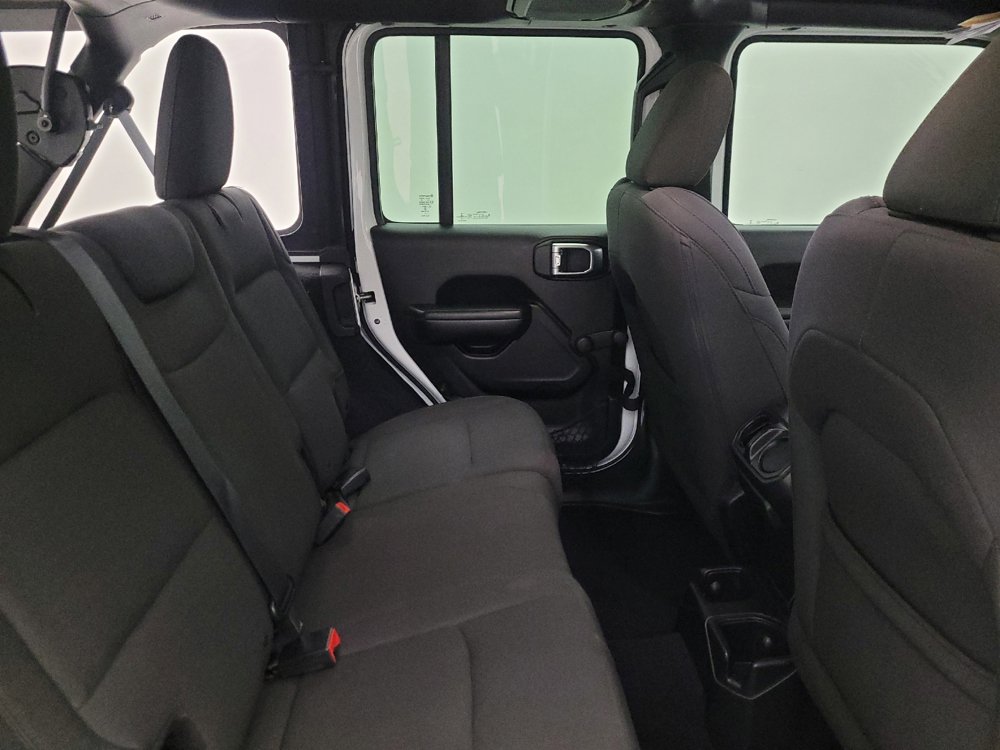 Used 2018 Jeep Wrangler Unlimited Sport AWD/4WD image 19